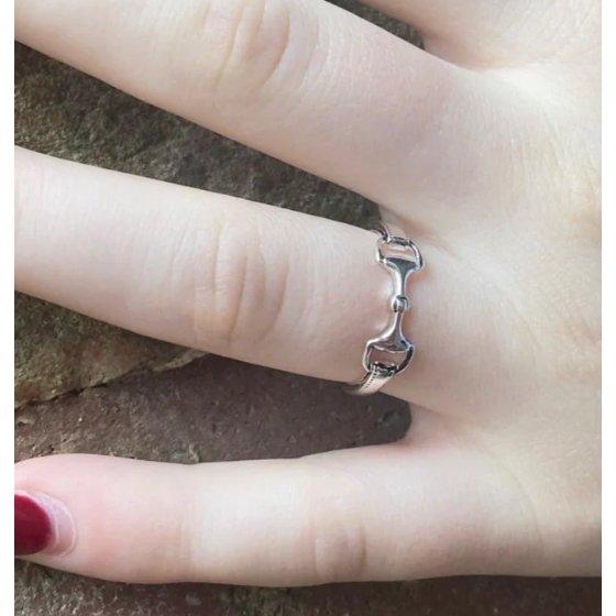 Reeves and Reeves Snaffle Ring - Equisafety