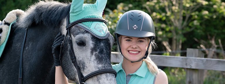 How to clean your Charles Owen riding hat. - Equisafety