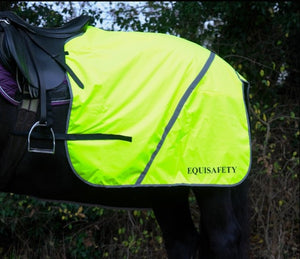 Equisafety Hi Vis Waterproof Quarter Sheet